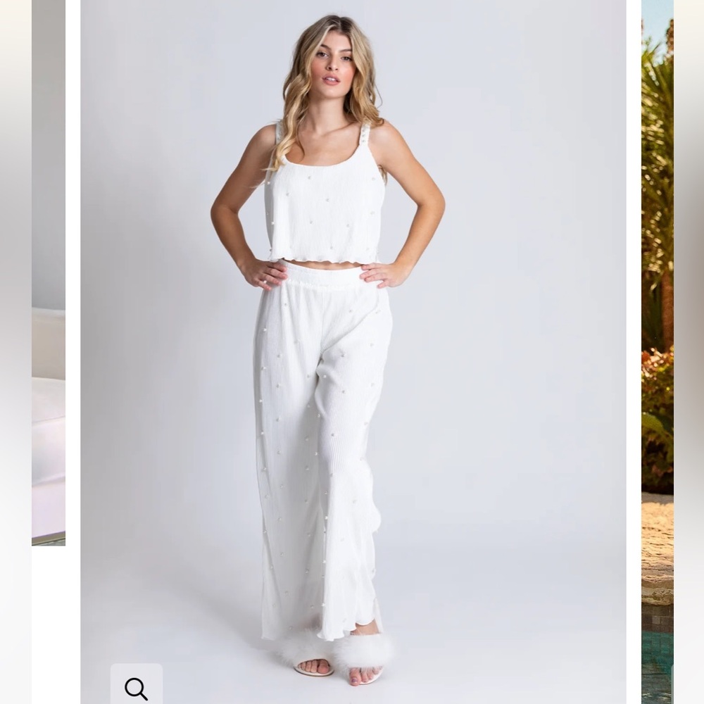 Waverles Payton Pearly Pant Set - M